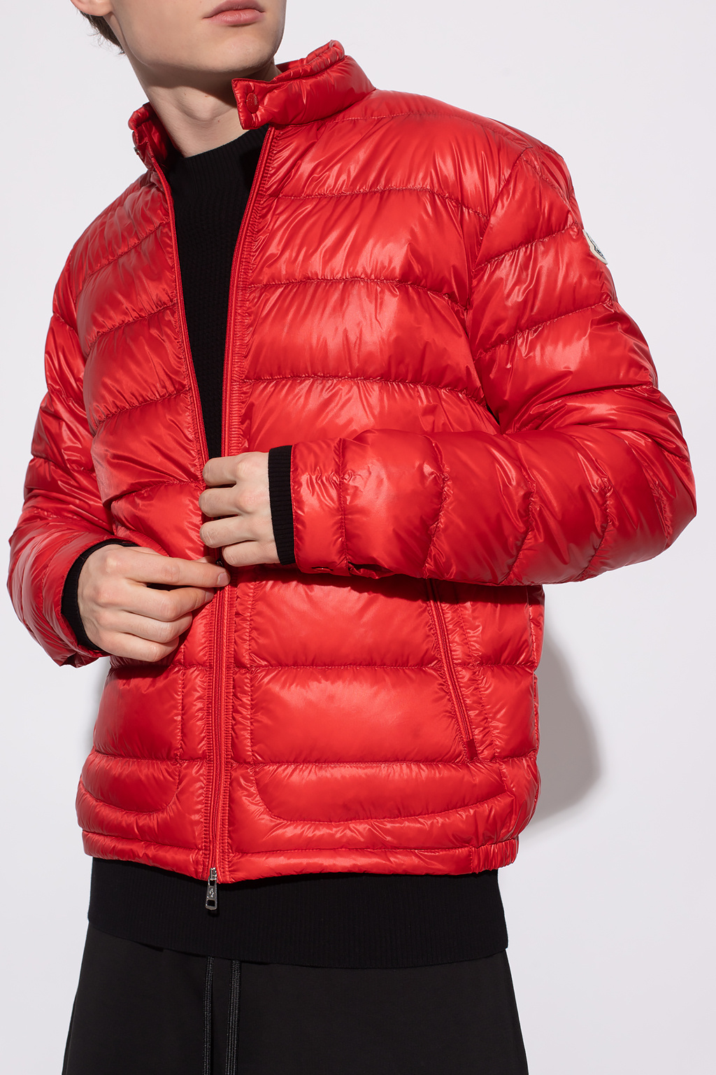 Moncler on sale acorus red